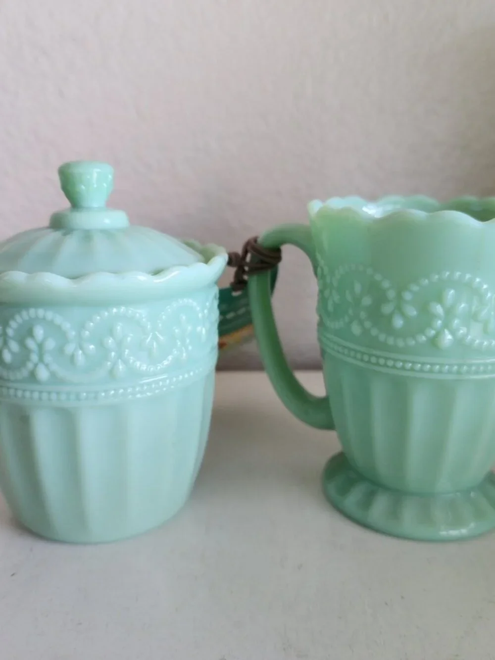 Pioneer Woman TIMELESS BEAUTY Jadeite Jadite Green Glass Sugar Creamer NEW NWT